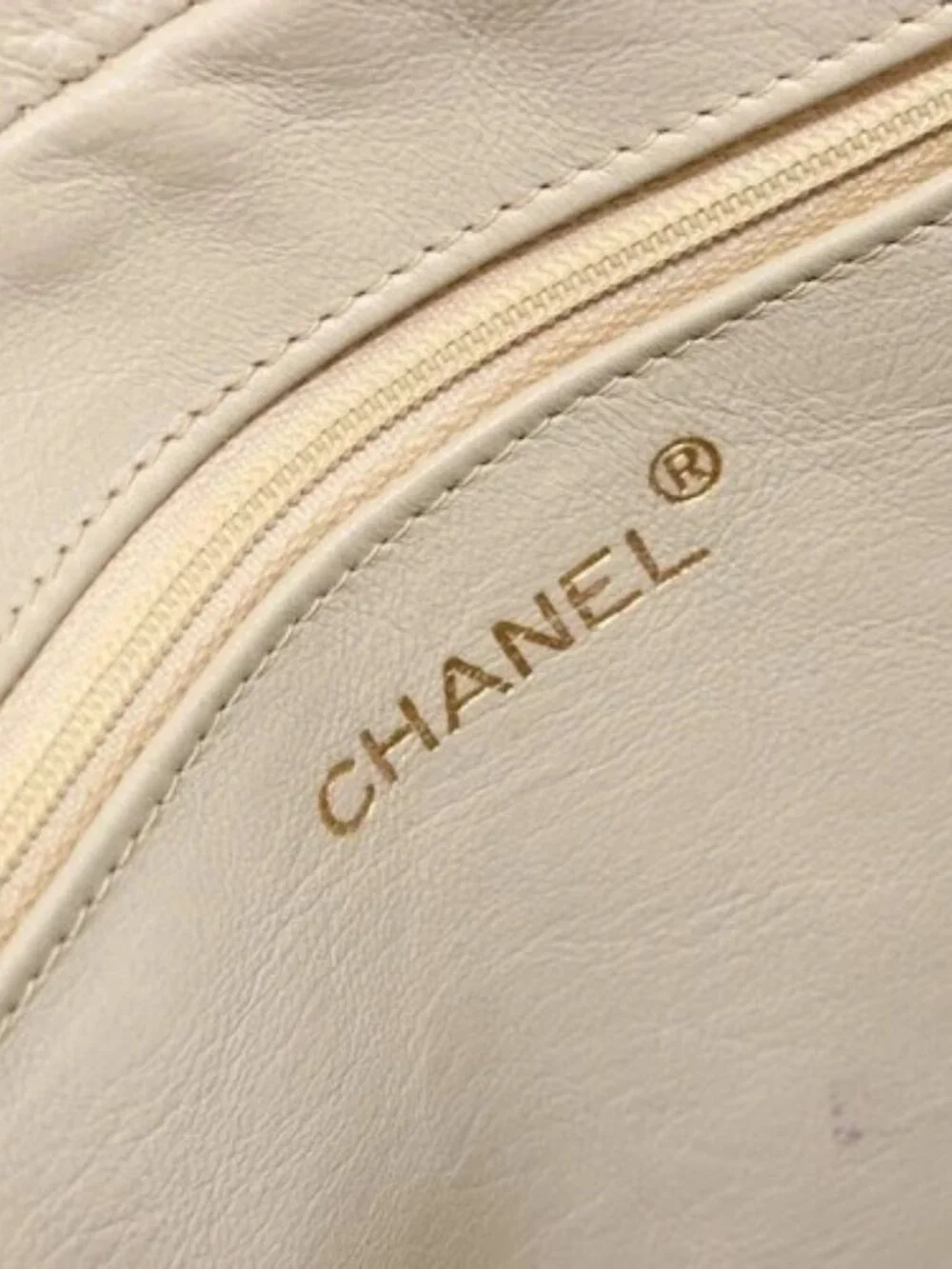CHANEL Matelasse Chain Shoulder Bag Lamb Skin Beige Gold CC Auth BA11860